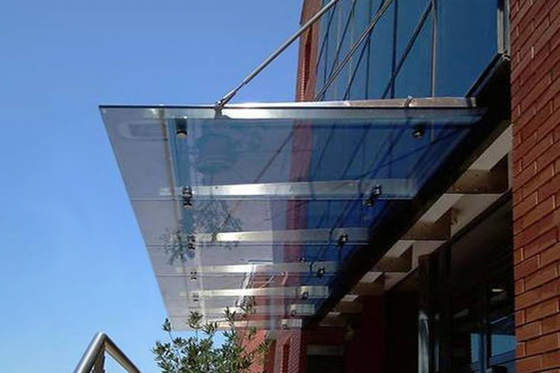 China Fashionable Stainless Steel Glass Canopy Withstand 12 Level Strong Typhoon Impact supplier