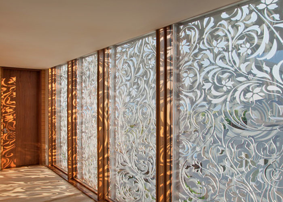 Luxurious Fireproof Decorative Privacy Screen , Laser Cut Metal Panels Corrosion Protection supplier