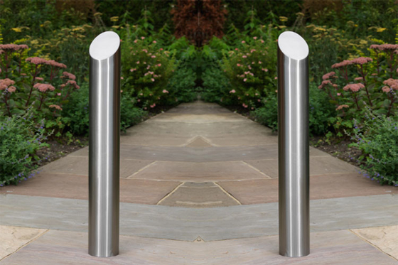 Height 400-700MM Surface Mounted Steel Bollards With Six Diameters Available supplier