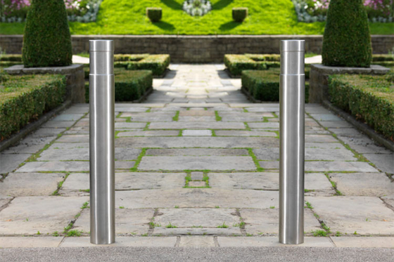 Height 400-700MM Surface Mounted Steel Bollards With Six Diameters Available supplier