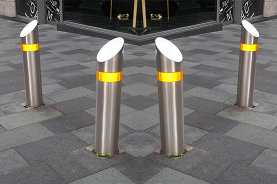 Civilian / Military Stainless Steel Bollards With Various Control Method Available supplier