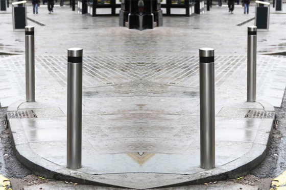 Pre Buried / Surface Type Steel Bollard Post , Street Furniture Bollards Scratch Resistant supplier